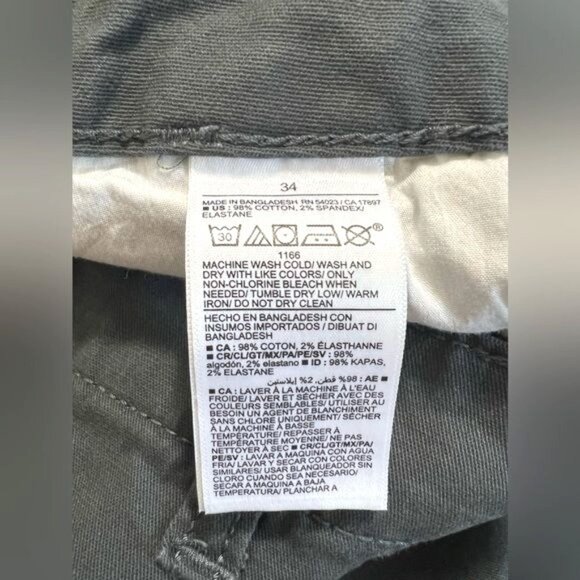 Old Navy Mens Lived-In Straight Cargo Shorts Built-In Flex Size 34 - Picture 9 of 9